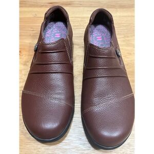 Clarks Collection Brown Leather Slip On Loafers Work Shoes Button Detail 10 M